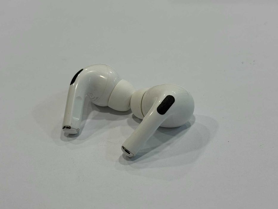 Apple AirPods Pro (2nd Generation)