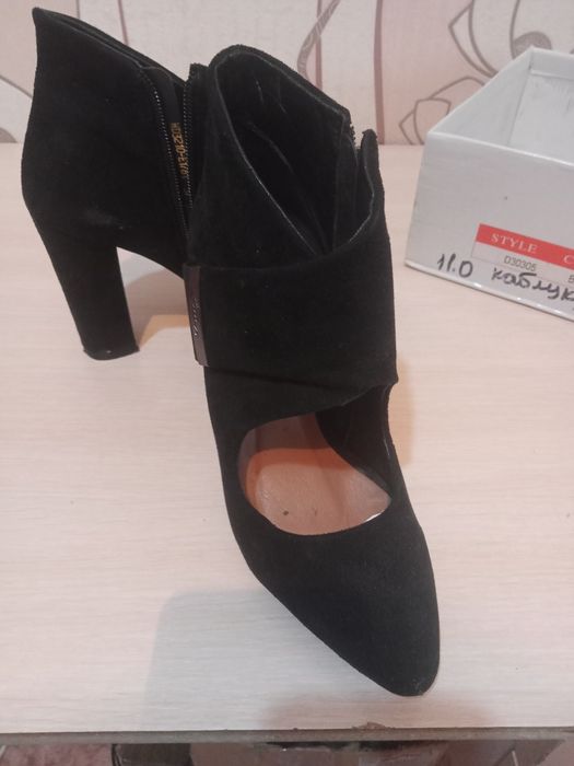 Продам туфли женские