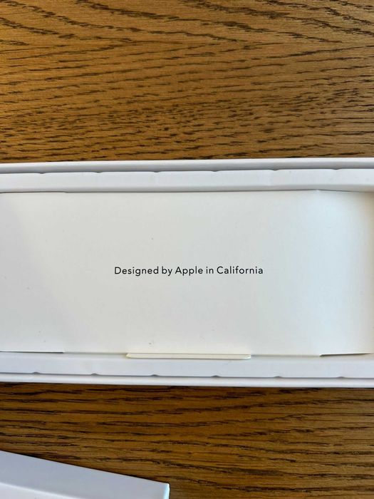 Apple Watch Series 11 46mm Space Gray, Cellular + GPS Ca Nou, Full Box