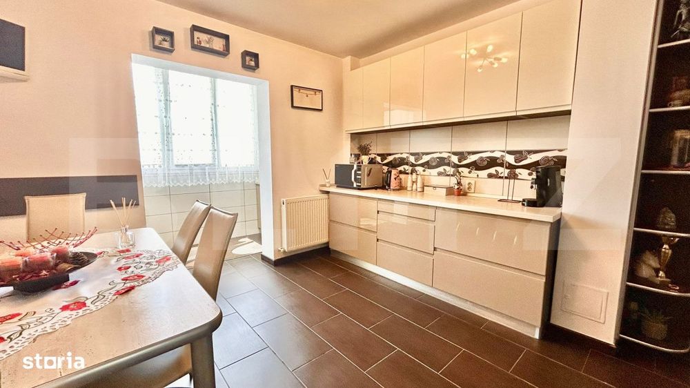 Apartament cu 3 camere , 73 mp util si loc de parcare