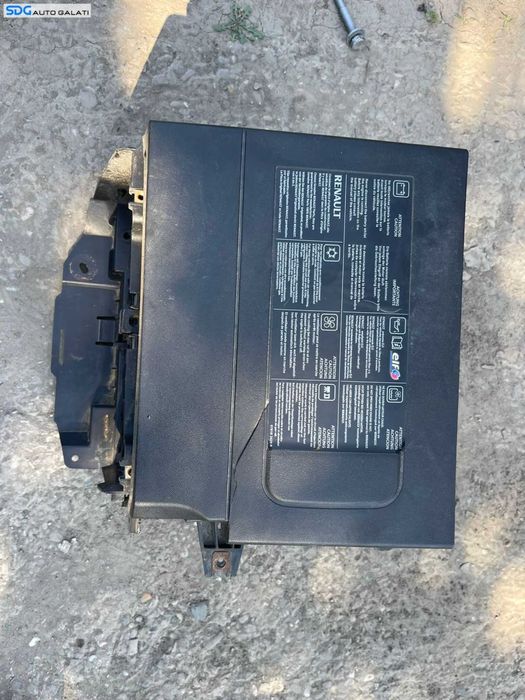 Capac Suport Carcasa Acumulator Baterie Renault Megane 3 2008 - 2016 Cod 244460002R 244460010R [C7665]