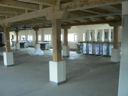 Vand atelier / fabrica mobila