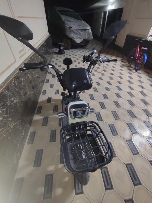 Продам скутер Х 7