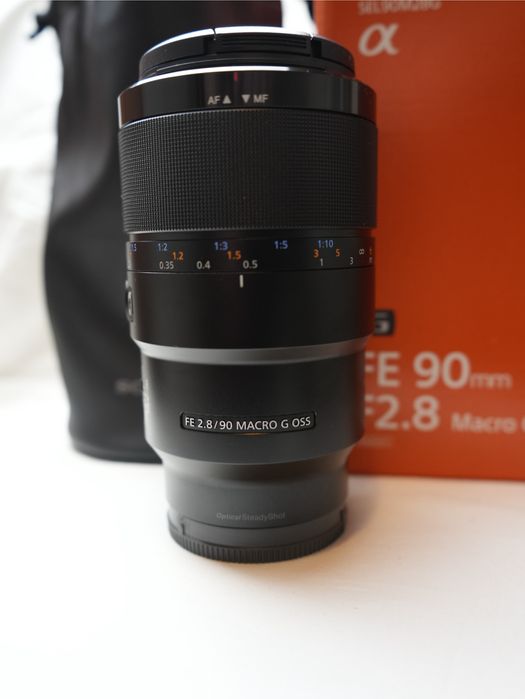 Vand sau Schimb obiectiv foto Sony 90mm F2.8 Macro 1:1 OSS G