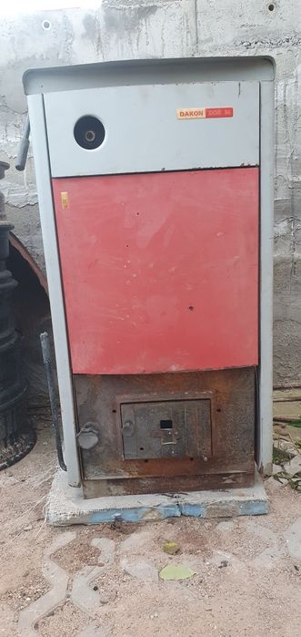 Горелка за олио , отработено масло и чехски котел Дакон 24 кв котел