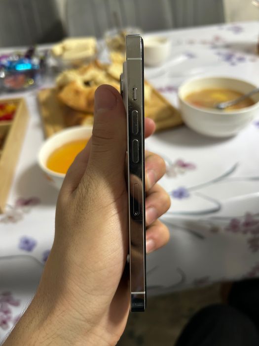 iPhone 13 Pro в отличном состонии