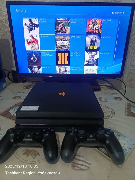 Ps4 PRO 1TB 4K UHD прошитый+35 игры