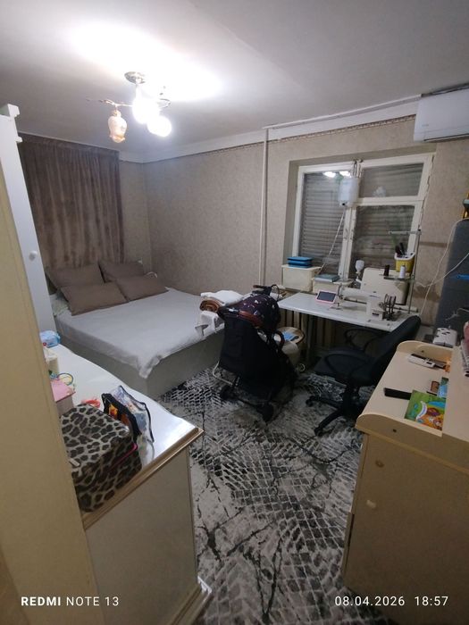 Продаю квартиру 2/4/5. Кирпич Авиосозлар 4.