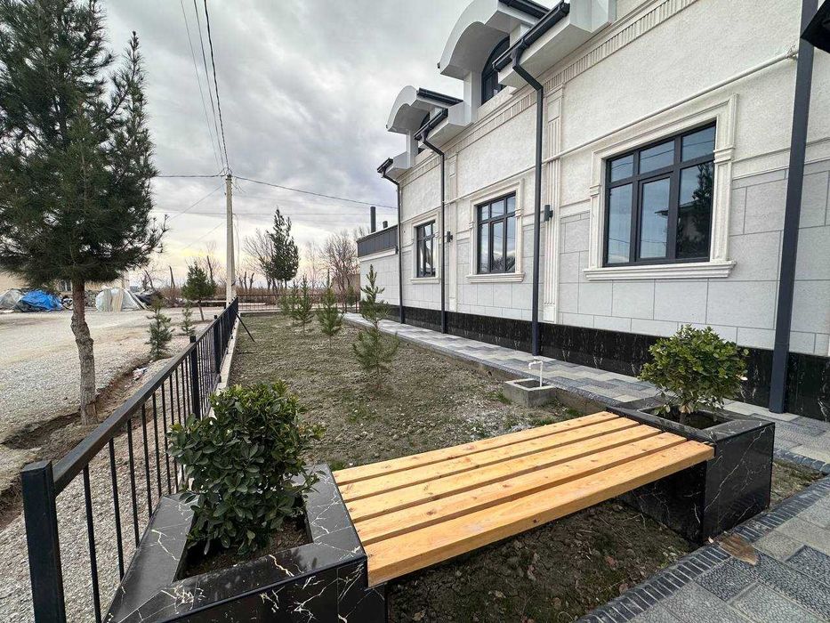 Гулистон 3да янги ховли сотилади