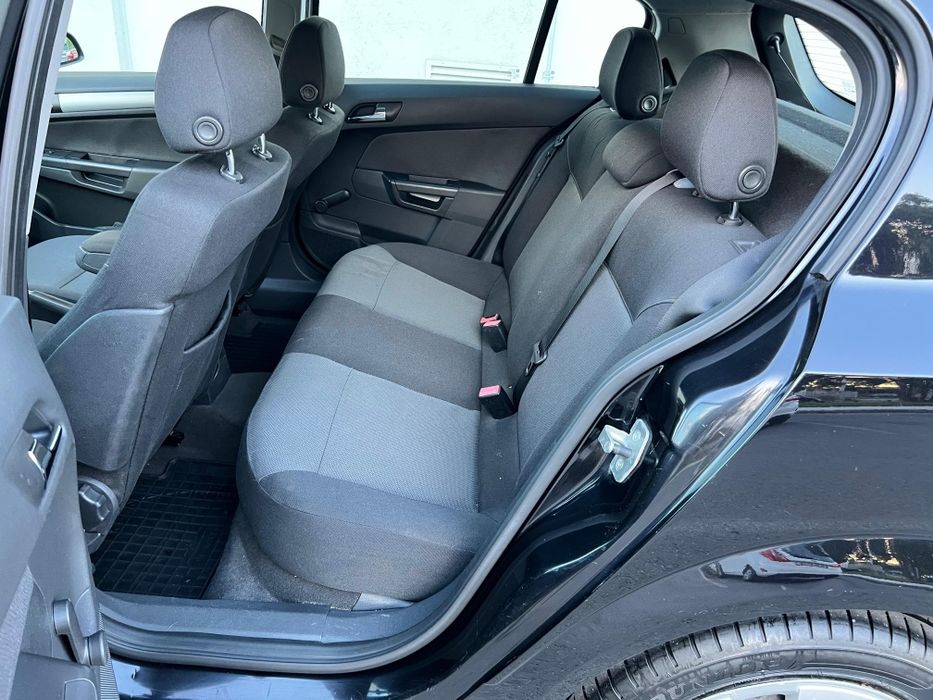 Opel astra h 1.4 Benzina 117000 mi km un singur propietar