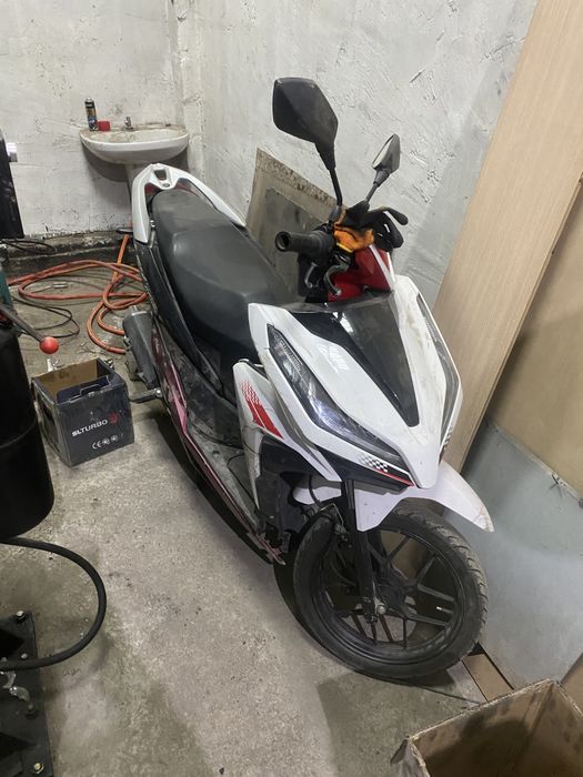 Скутер Honda Click 150/ 180сс