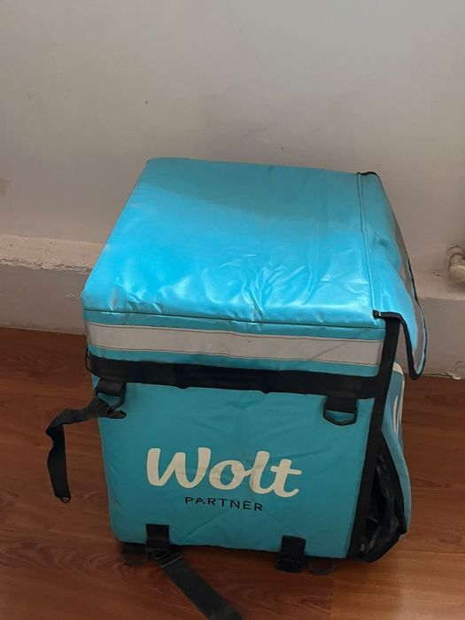 Продам сумеу Wolt