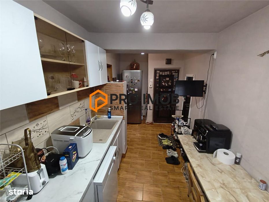 Apartament 2 camere cf 2 semidecomandat zona Balcescu