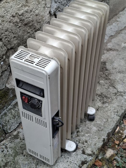 Продавам немски маслен радиатор DBK