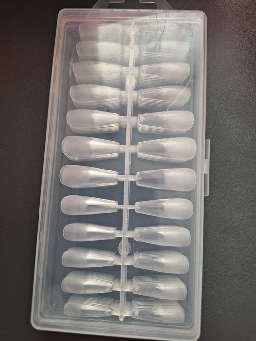 Срочно продам типсы для ногтей