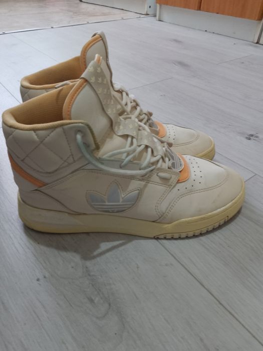 Adidași Adidas de vanzare!! Negociabil!