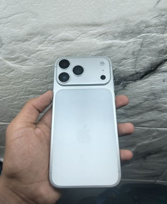 iphone 14 pro max 17 pro max qilingan ideal