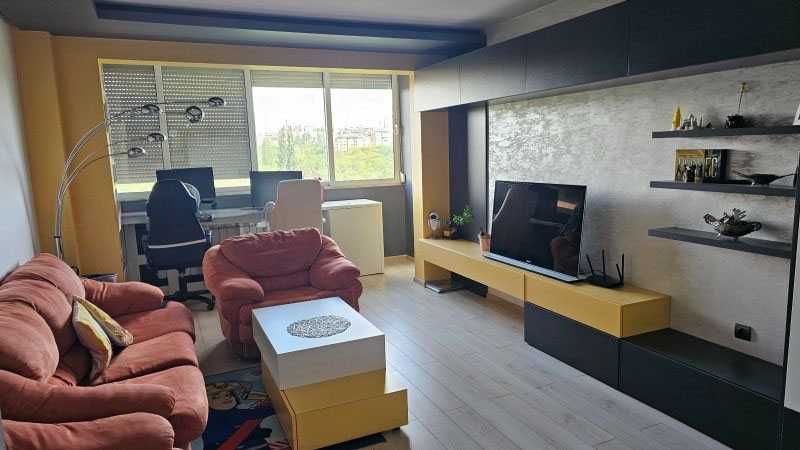Дава се под наем Двустаен апартамент в София, Мусагеница - 74 кв.м за 700 € - Снимка #1