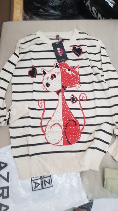 Кофты, джинсы женские