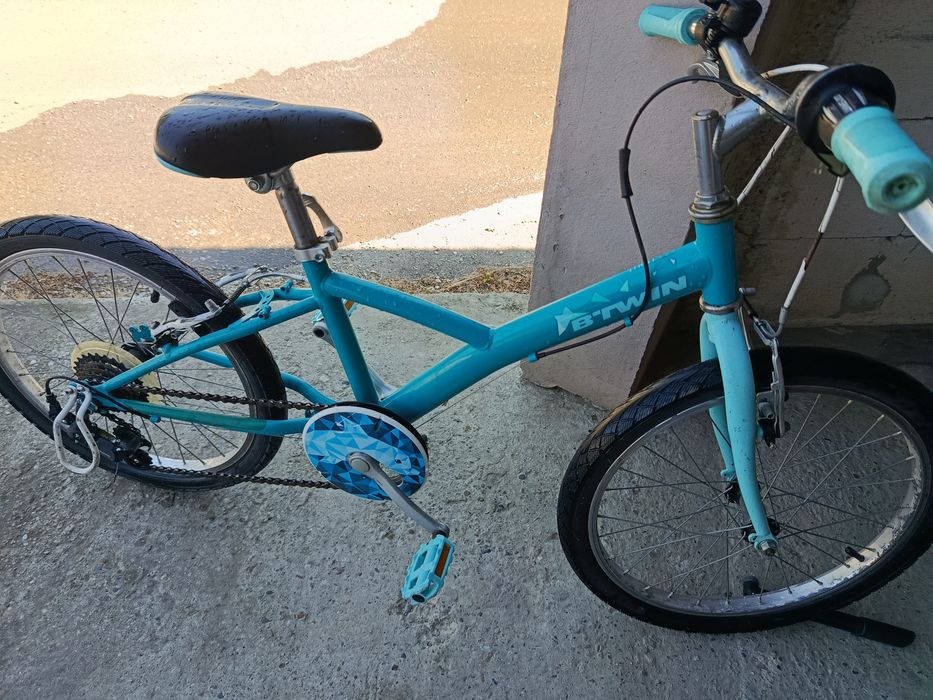 Vând bicicleta copii.