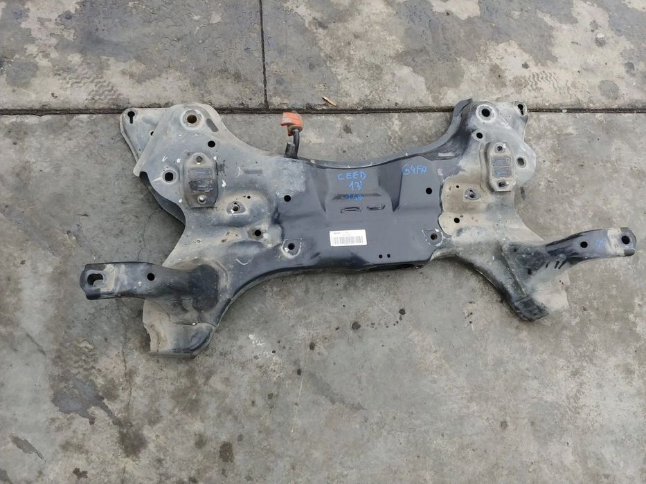 jug cadru motor 1.4 benz g4fa kia ceed 2  62401-a6200