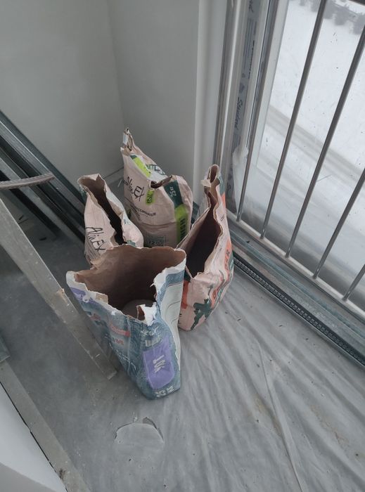 Продаются строительные смеси остатки