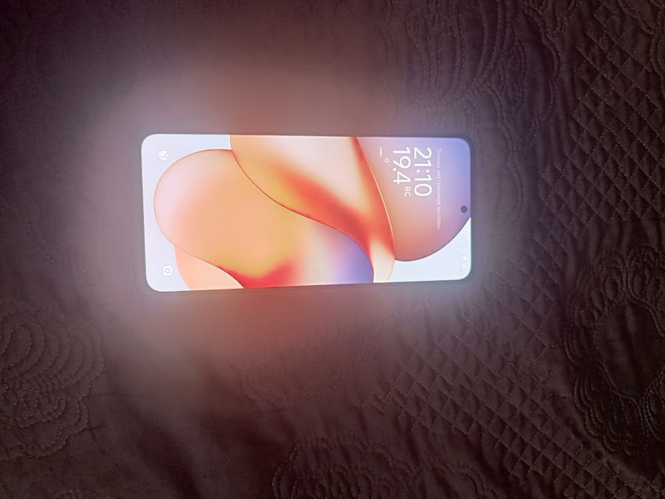 Срочно продам телефон