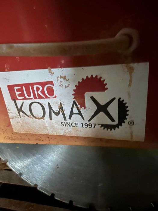 Машина Eurokomax за рязане на стр. мат. 4000W, ф 650 мм, 870 мм