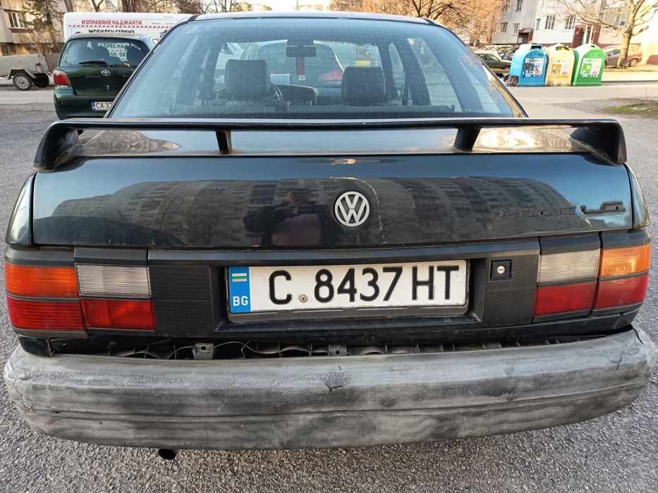 VW  Passat 1993г.