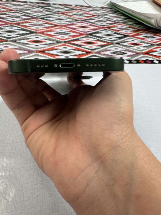 Продам айфон 13!