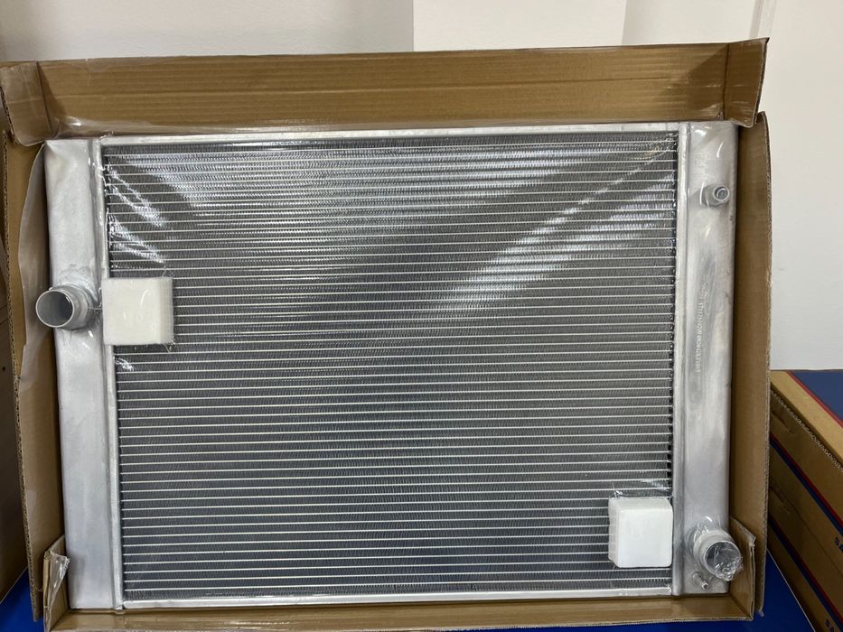 Радиатор БМВ Е60 65