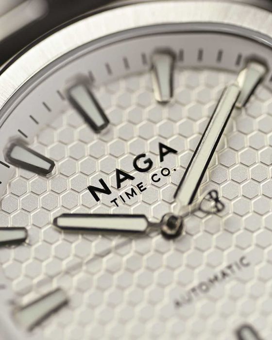 Naga Time Co. 39 Silver White