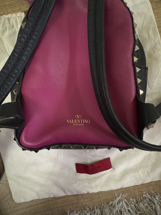 Valentino garavani rockstud кожена раница