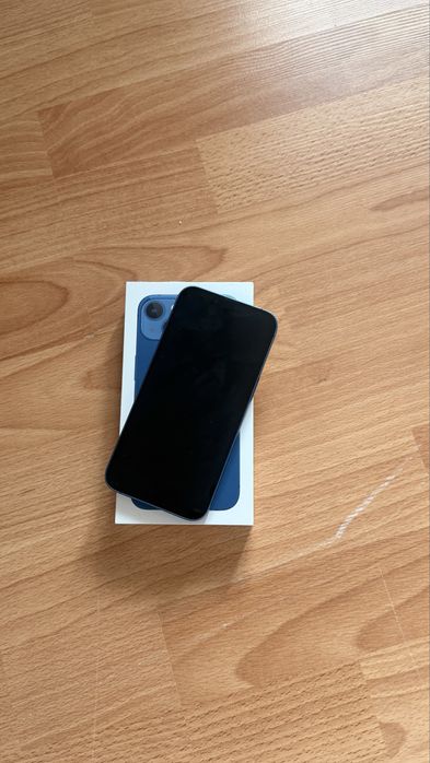 Продается iPhone 13