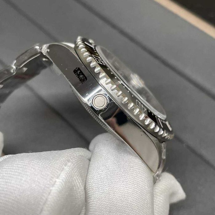 Rolex Sea-Dweller 43mm сребро