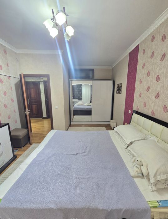 Феруза продаётся квартира 2/4/4 Эко базар