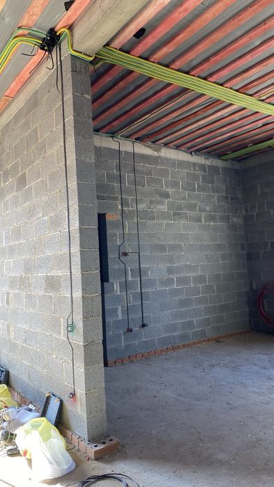 Мастер электрик.