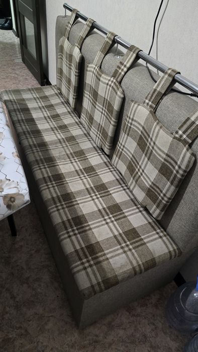 Продам диван от кухонного гарнитура