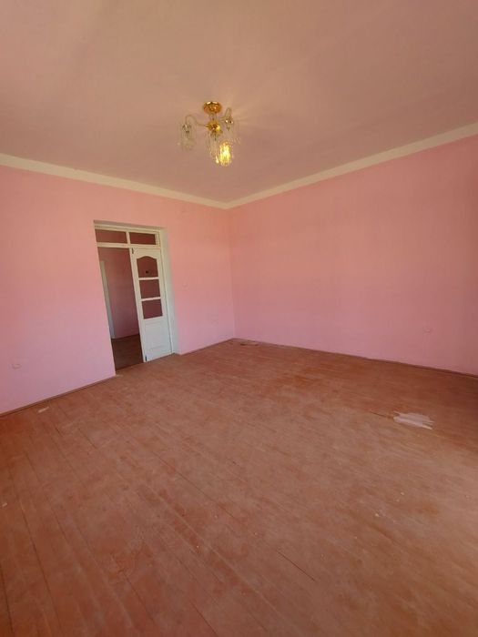 8 sotix kottej sotiladi