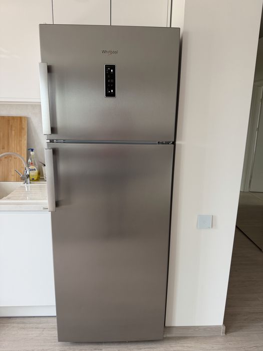 Frigider cu două uși Whirlpool WT70E 832 X, No Frost, 424 l, Clasa E, Iluminare Led, 6th Sense, Culoare inox