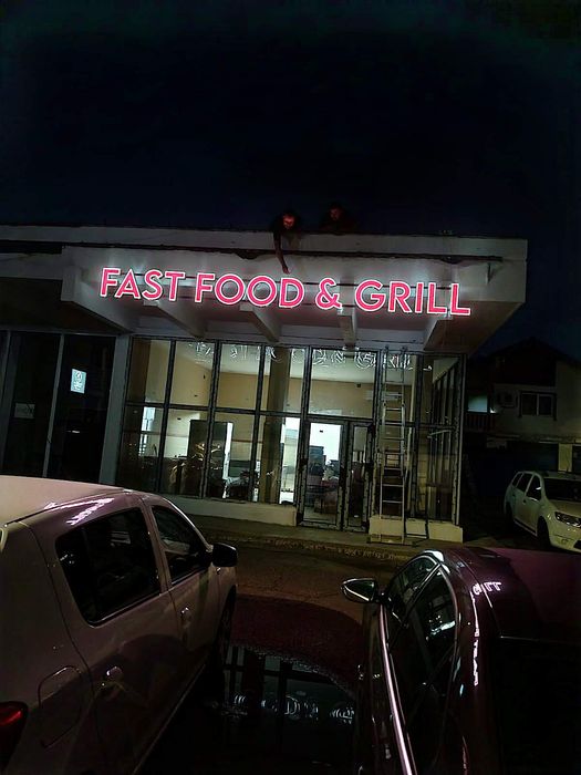 Spatiu comercial-INCHIRIERE afacere la cheie, Bacau