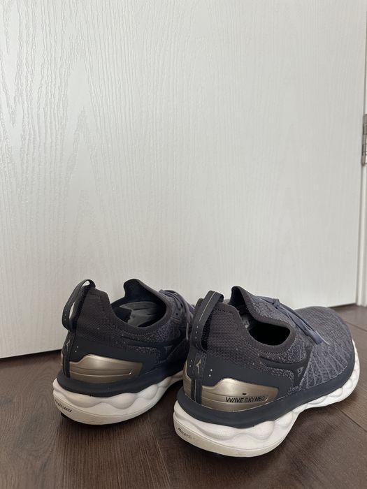 Маратонки Mizuno