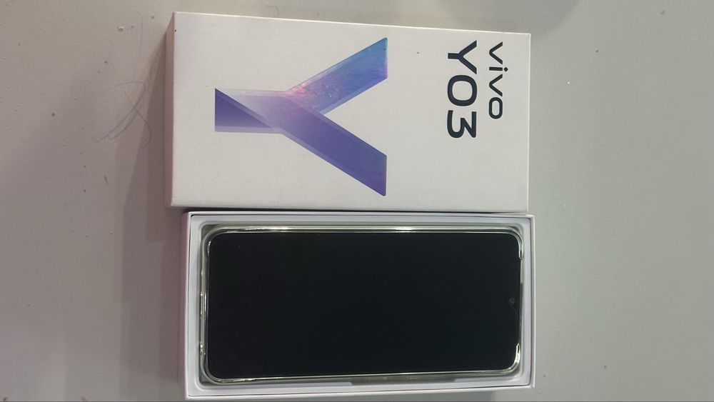 Продам новый Смартфон VIVO Y03