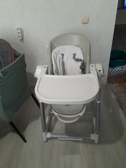 Коляска адемикс  стульчик медведь