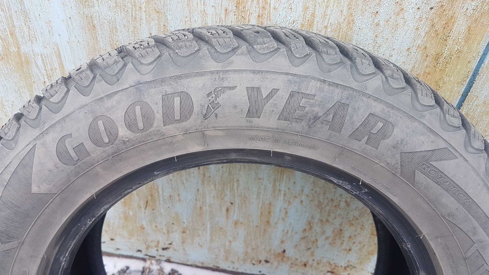 Резина шипованная зимняя на 17