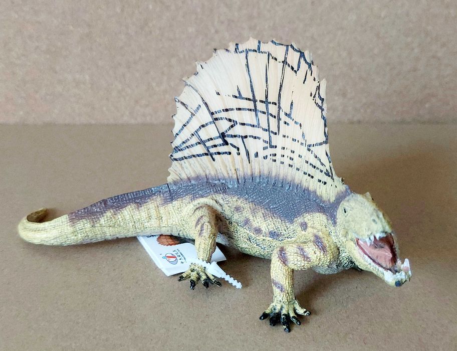 Фигурки на животни от юрския период