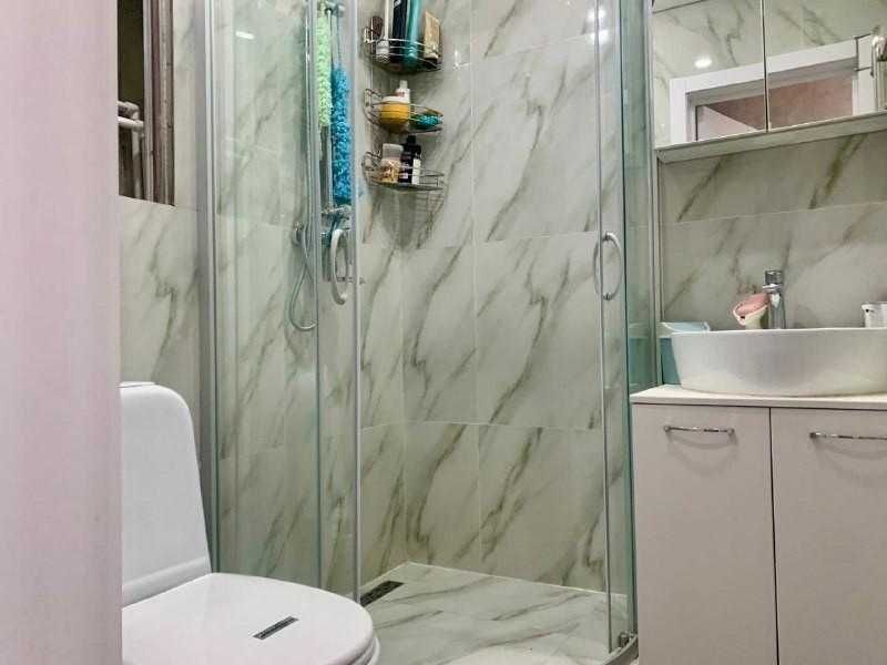 Продам 3х комнатную в центре