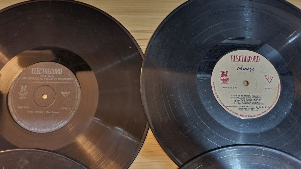 Vând/Schimb 53 discuri pick-up Viniluri
