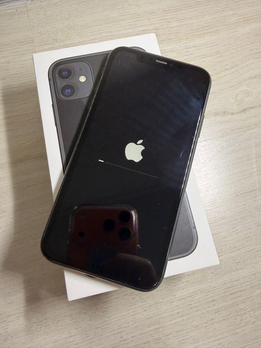 Продам Айфон 11 128 гб