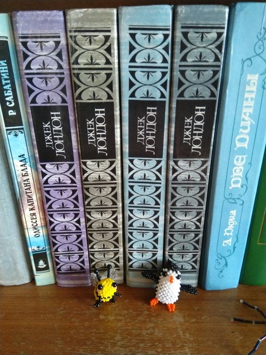 Книги по 500тг.любая